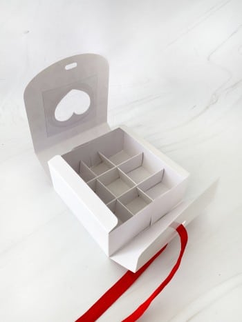 Коробка под 9 конфет "Розовые сердечки" — изображение 3